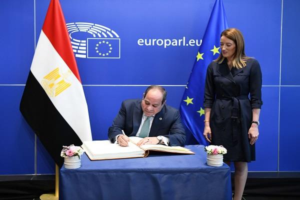الرئيس السيسي ورئيسة البرلمان الأوروبي يتفقان على تعزيز التعاون في الهجرة والتنمية وإعادة إعمار غزة