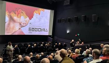 فيلم يفرض شرطًا غريبًا على المشاهدين.. احلق شعرك أولًا