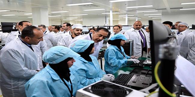رئيس الوزراء يفتتح مصنع شركة "أوبو" العالمية في مصر لتصنيع الهواتف المحمولة بالعاشر من رمضان
