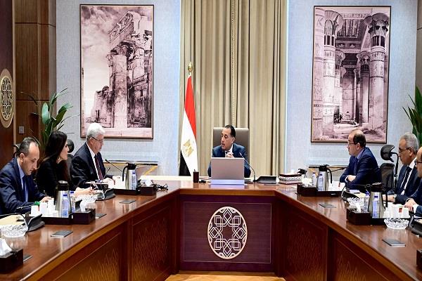 مدبولي يتابع مع وزيري التعليم العالي والمالية عددًا من ملفات التعاون المشترك