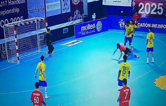 منتخب ناشئي اليد يفتتح مشواره في كأس العالم بفوز كبير على البرازيل 35 - 26