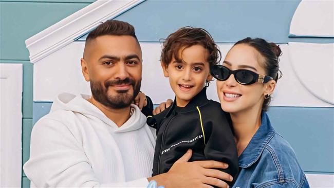 هكذا احتفل تامر حسني بعيد ميلاد نجله آدم 