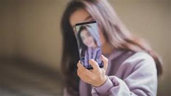 جمال رقمي وضغط نفسي.. هل تسرق فلاتر السوشيال ميديا ثقة الفتيات بجمالهن الحقيقي؟