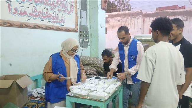 فرق التأمين الصحي الشامل تجوب أبو سمبل وتوشكى لتسجيل المستفيدين