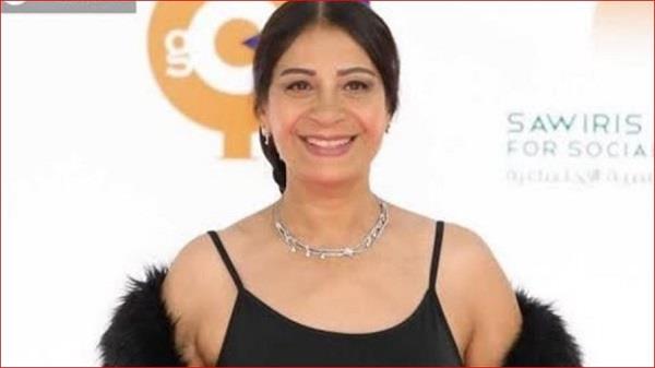 عفاف مصطفى تستاء من حذف مشاهدها في «ولنا في الخيال حب».. والمخرجة: «قرار فني بحت»