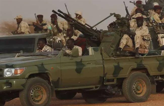 مواجهات بالأسلحة الثقيلة بين الجيش السوداني والدعم السريع بمدينة ⁧الفاشر