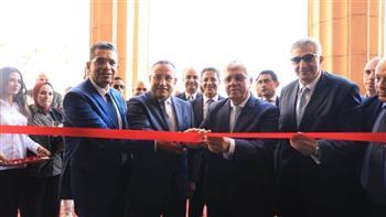 وزير التعليم العالي يفتتح المرحلة الأولى لمشروع ترميم ورفع كفاءة مباني كلية هندسة الإسكندرية