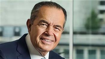 من شاطئ نفرتيتى إلى قمم الاقتصاد العالمى..  محمد لطفى منصور.. قصة كفاح من رحم التحدى