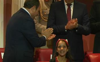 الرئيس السيسي يستجيب لطفلة فلسطينية طلبت لقائه باحتفالية وطن السلام