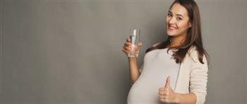 لهذه الأسباب..الماء ضروري للمرأة الحامل