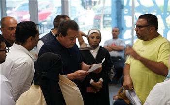 وزير الصحة يتفقد مجمع الإسماعيلية الطبي ويوجه بسرعة الاستجابة لطلبات المواطنين