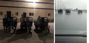 ضبط قائدى "تروسيكل" للأداء بحركات إستعراضية بطريق القاهرة / الإسماعيلية الصحراوى