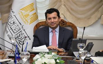 وزير الرياضة يتلقي خطاباً من رئيس الإفريقية للمصارعة بشأن مكافحة التجنيس