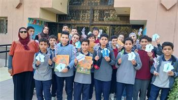 "إعادة تدوير مخلفات الورق" في ورشة بمكتبة 6 أكتوبر العامة 