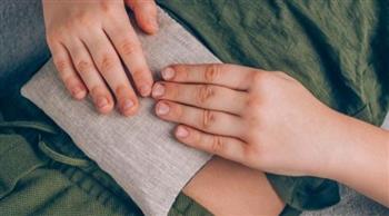 تعرفي على ما تفعله وسادة التدفئة بجلدك مع مرور الوقت