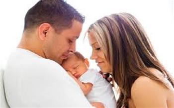 هل الأمومة والأبوة تقللان من الروابط العاطفية بين الطرفين؟.. دراسة توضح