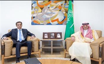 مساعد وزير الخارجية للشئون القنصلية يبحث مع مسئولين سعوديين بالرياض أوضاع الجالية المصرية