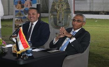 سفير مصر بمسقط يعقد لقاء موسعًا مع الجالية