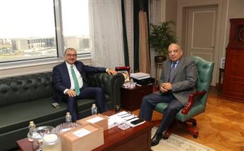 وزيرا الكهرباء وقطاع الأعمال يبحثان التنسيق والتعاون في مجالات كفاءة الطاقة وترشيد الاستهلاك