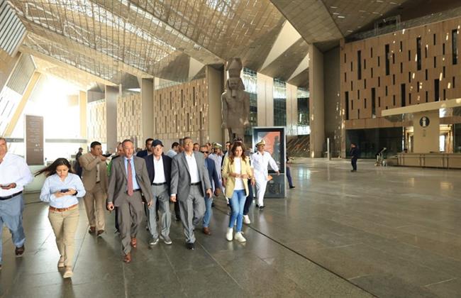 محافظ الجيزة يستقبل مستشار الرئيس لمتابعة الاستعدادات النهائية بالطرق والمحاور المؤدية للمتحف المصري الكبير