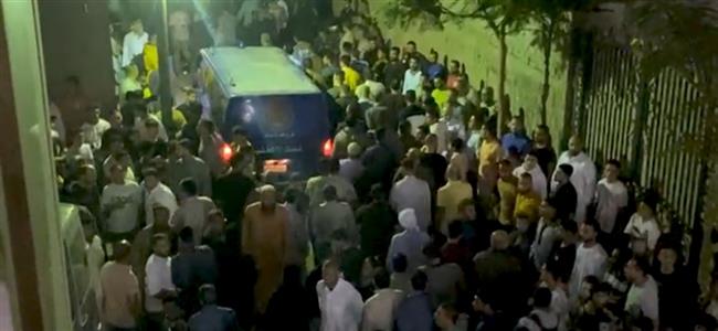 تشييع جثامين الأم وأطفالها الثلاثه ضحايا جريمة الهرم