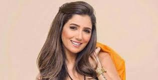 مي عمر تعلن مشاركتها فى السباق الرمضاني 2026 بمسلسل «الست موناليزا»