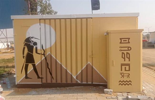 محافظ الجيزة: تجميل الأكشاك الكهربائية برسومات فرعونية على الطرق المؤدية للمتحف المصري الكبير