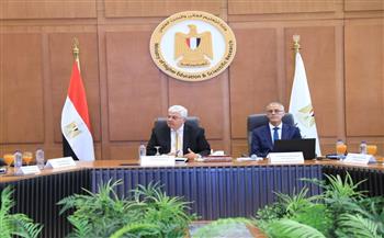 وزير التعليم العالي يترأس اجتماع مجلس الجامعات الأهلية بالعاصمة الإدارية