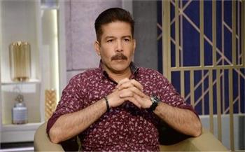 ياسر فرج: مرض زوجتى جعلنى أعيد ترتيب حياتى.. وأقدر قيمة الأسرة 