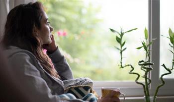 لو أجبرتك الظروف على الوحدة.. اتبعي هذه النصائح