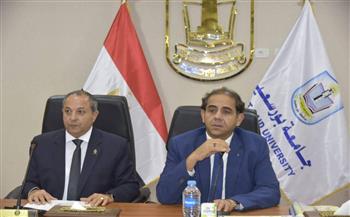 محافظ بورسعيد يشارك في اجتماع مجلس جامعة بورسعيد