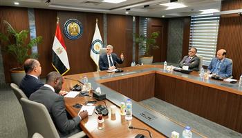 وزير البترول يبحث مع مؤسسة التمويل الإفريقية تعزيز التعاون وجذب الاستثمارات لقطاع التعدين