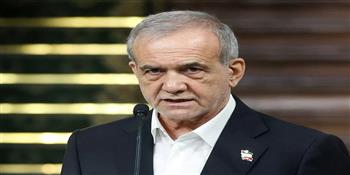 الرئيس الإيراني يعرب عن استعداده للتوسط في النزاع بين باكستان وأفغانستان