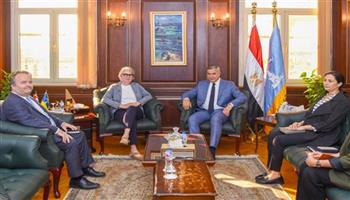 محافظ الإسكندرية يبحث مع سفيرة فنلندا بالقاهرة آفاق التعاون المشترك