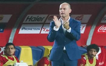 الدوري الممتاز:  توروب يعلن قائمة الأهلي استعدادا لمباراة بتروجت 