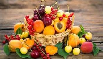 "الصحة" توضح أهمية تناول الفاكهة والخضروات لكافة أفراد الأسرة