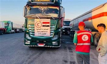 الهلال الأحمر: قافلة "زاد العزة" الـ61 تحمل 9200 طن مساعدات للفلسطينيين