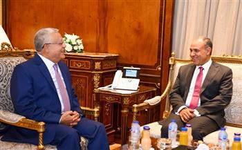 وزير الخارجية يلتقي رئيس مجلس النواب ويؤكد على الأهمية التي توليها الوزارة للدبلوماسية البرلمانية