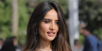 زينة تودع مسلسل "ورد وشوكولاته" ..وتعيش نشاط فني مكثف