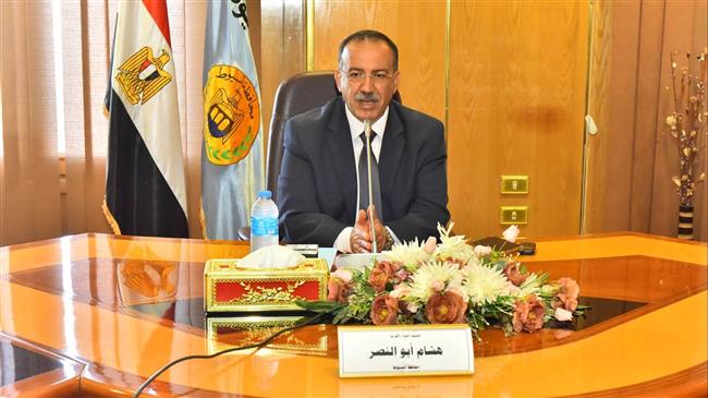 محافظ أسيوط: ضبط محطتي وقود لتجميع وبيع أكثر من 11 طن سولار وبنزين