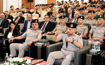 وزير الدفاع:  حريصون على التطوير لرفع الكفاءة القتالية