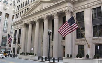 "الفيدرالي الأمريكي" يخفض الفائدة مجددًا وسط انقسام داخلي وشكوك حول خفض ديسمبر