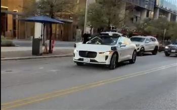المصوّر ترصد من أوستن وسان فرانسيسكو: سيارات Waymo الذاتية القيادة تجوب الشوارع الأمريكية