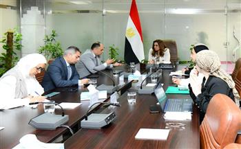 وزيرة البيئة توجه بتقسيم المشروعات الاستثمارية داخل المحميات إلى مناطق متخصصة 