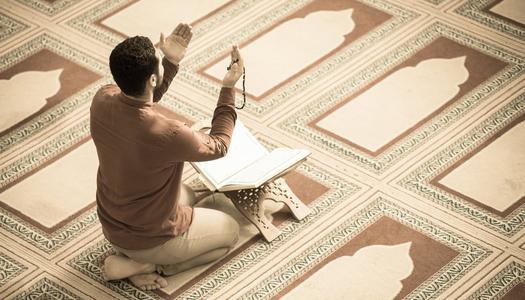 بعد بدء التوقيت الشتوي.. تعرف على مواقيت صلاة الجمعة اليوم في محافظات مصر