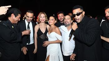 في أول ظهور علني.. منة شلبي تخطف الأنظار مع زوجها أحمد الجنايني