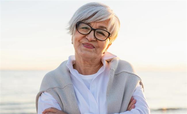 العمر مجرد رقم.. عادات تمنحك طاقة الشباب وتجعلك أكثر تفاؤلًا بالحياة