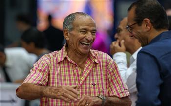 انتخابات الأهلي.. فتحي مبروك يدلي بصوته في العملية الانتخابية