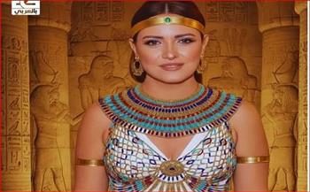 ريهام عبد الغفور تحتفل بافتتاح المتحف المصري الكبير بالزي الفرعوني