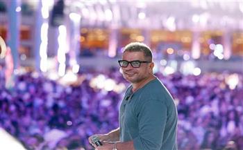 بدء حجز تذاكر حفل عمرو دياب بدبي.. تعرف على أسعار التذاكر